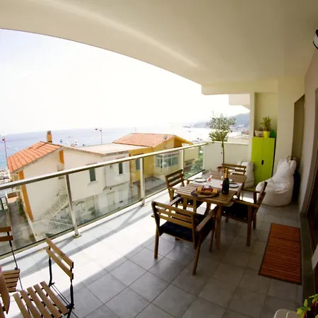 Apartament Luxury Mesyna